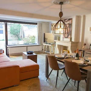 Gelegen Gezellig Met Groot Terras Apartment